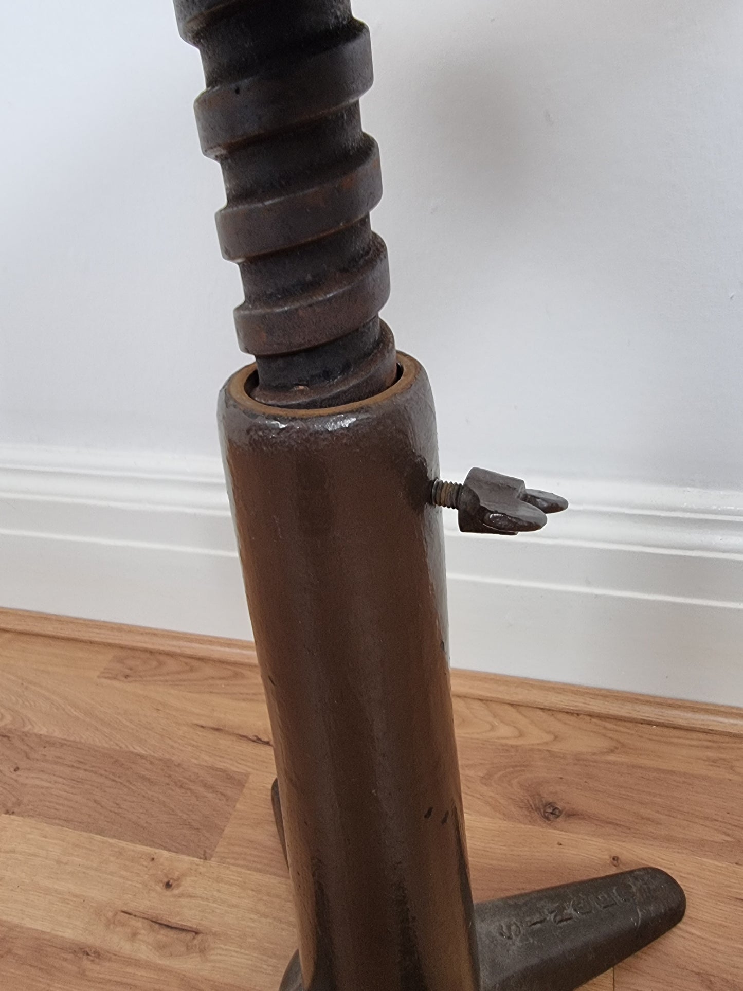 Original Singer Factory Industrial Stool Early 1900’s Cast Iron