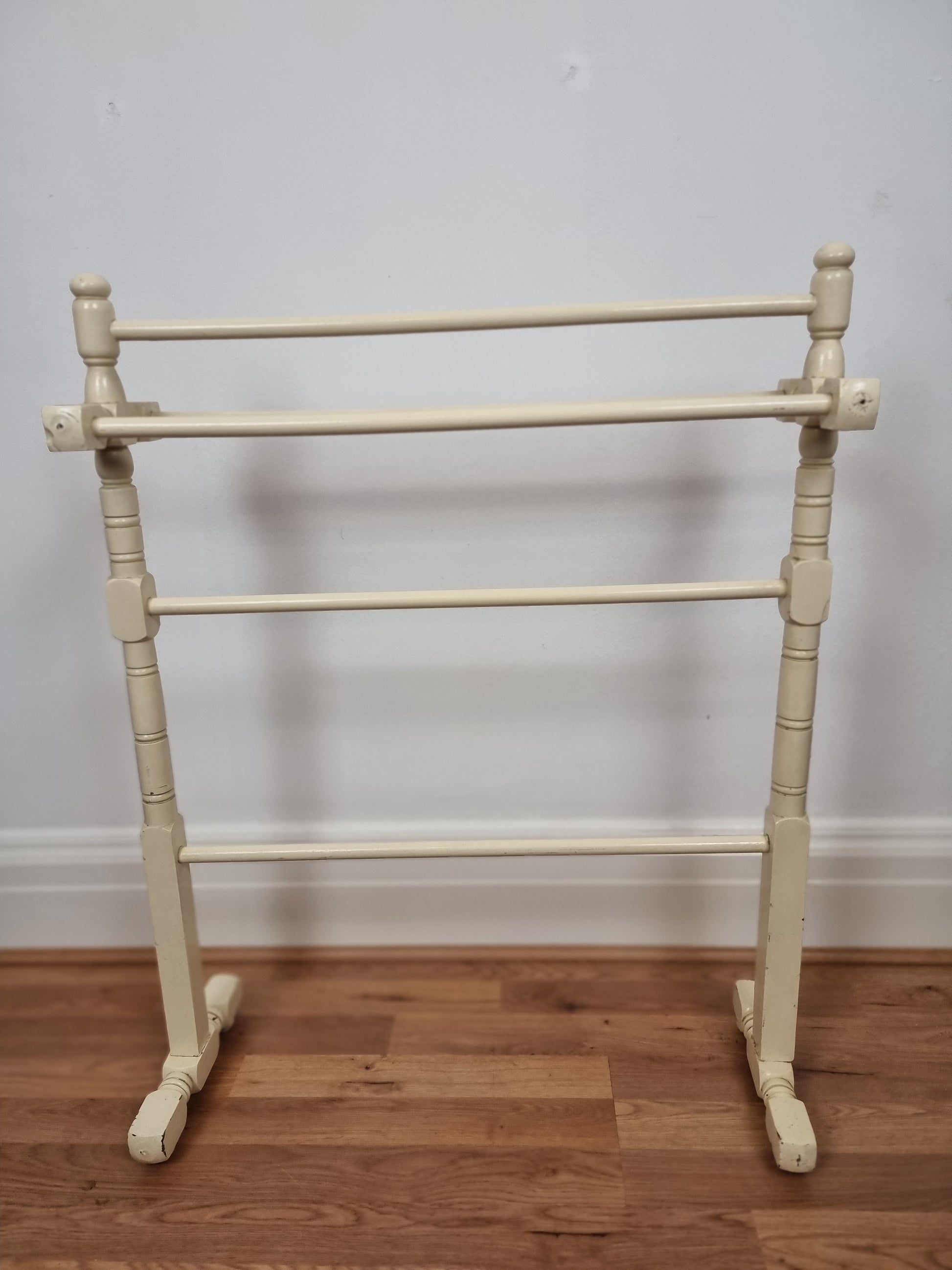 Free Standing Pine Towel Stand Antique Victorian White Painted