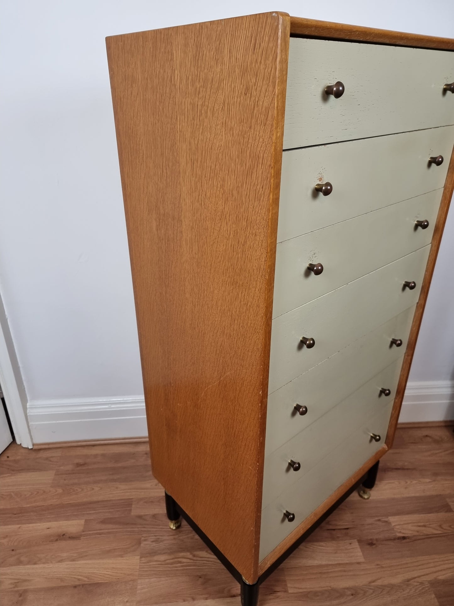 Mid-century G Plan Librenza Oak Chest of Drawers with Painted Front c.1960