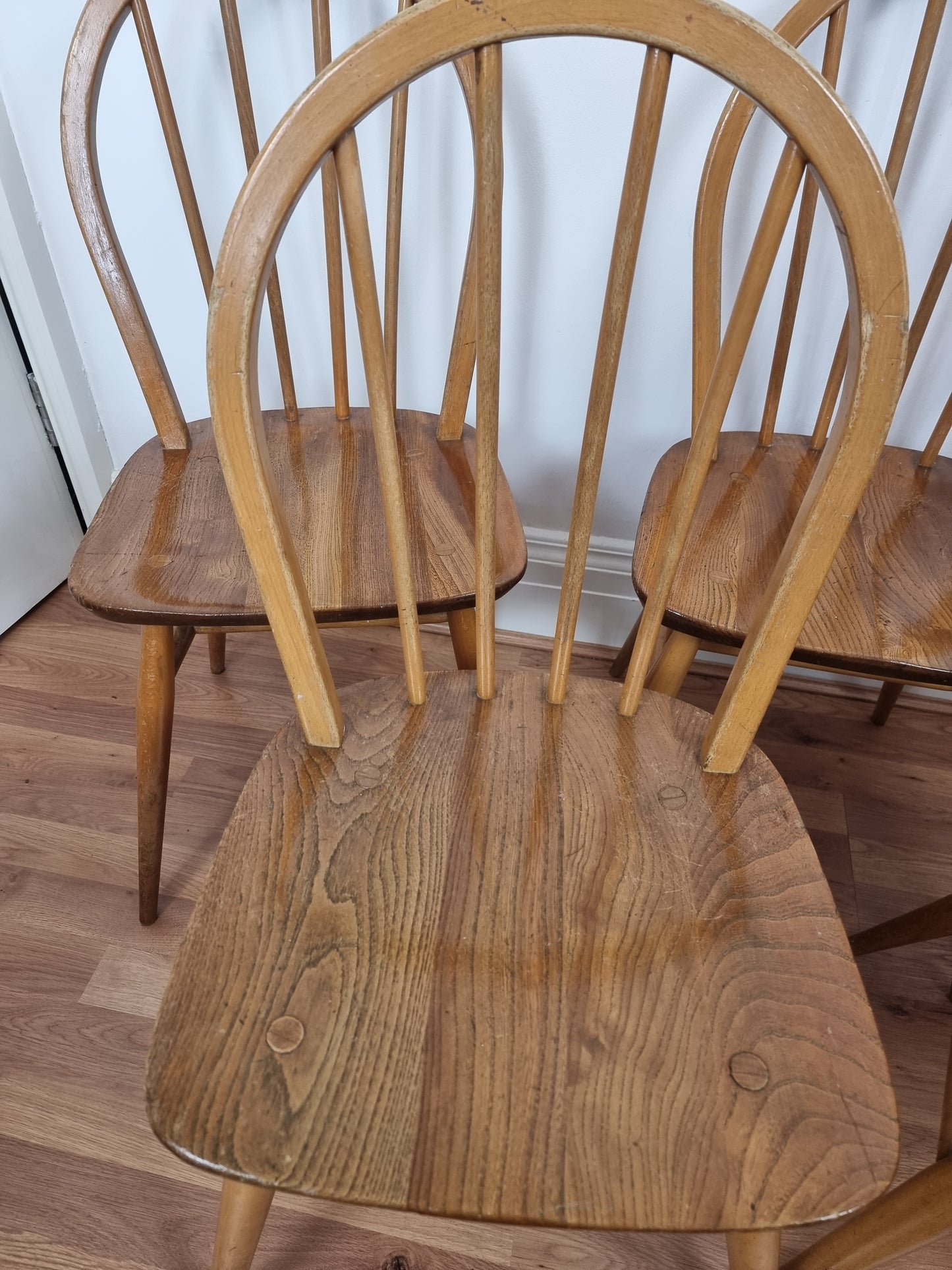 Five(5) Mid Century Vintage Blonde Ercol Windsor Dining/Kitchen Chairs Model 400