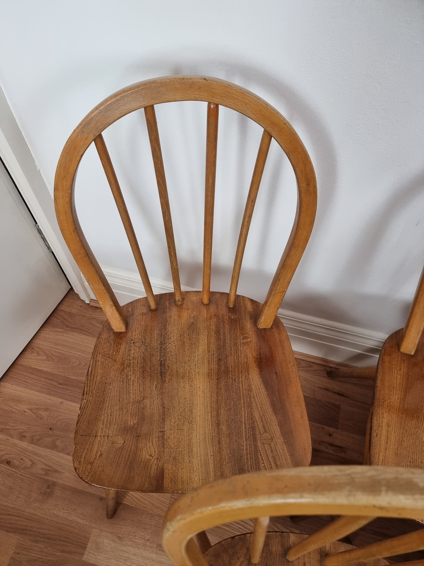 Five(5) Mid Century Vintage Blonde Ercol Windsor Dining/Kitchen Chairs Model 400